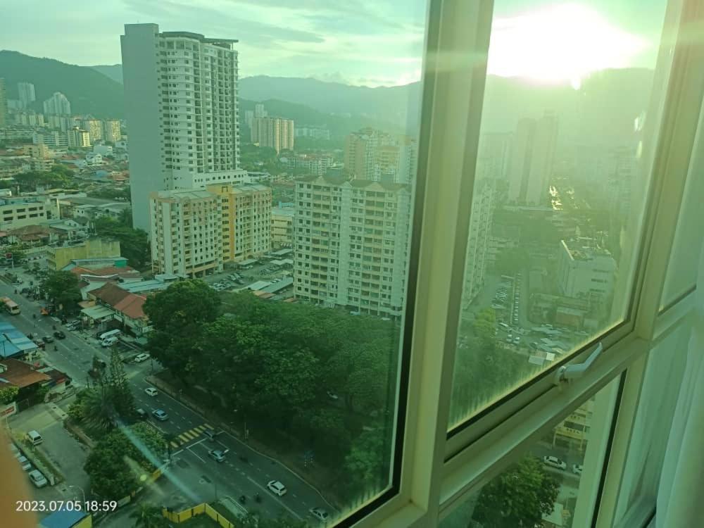 City Town 2-6 Pax Beautiful View Cozy Condo, Jelutong, Georgetown, Centre Heart Of Penang Island, Near Highway Komtar Gurney Экстерьер фото